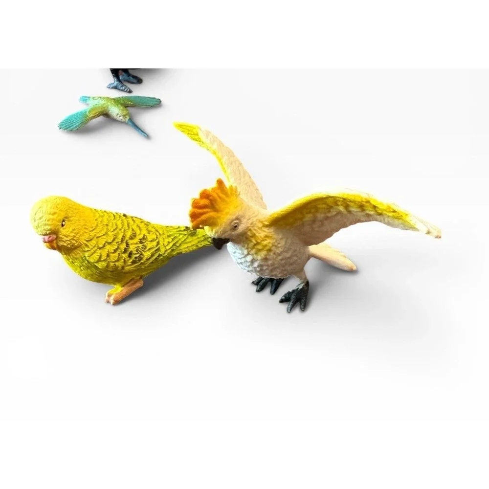 Lot of 12 1998 Safari LLC Vintage Birds  Animals Hard Plastic Figures